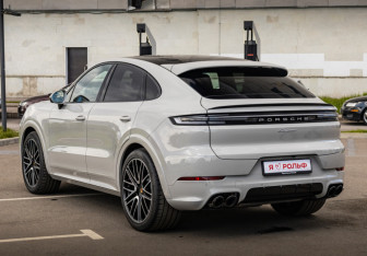 Новый Porsche Cayenne 2025 (6 фото)