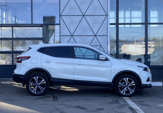 Подержанный автомобиль Nissan Qashqai 2019 года (4 фото)