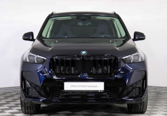 Новый BMW X1 2025 (3 фото)