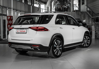 Новый Mercedes-Benz GLE 2026 (4 фото)