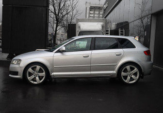 Подержанный автомобиль Audi A3 Hatchback 2008 года (8 фото)