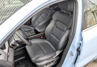 Подержанный автомобиль Exeed LX 2024 года (19 фото)