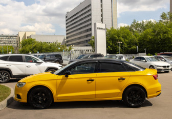 Подержанный автомобиль Audi A3 Sedan 2018 года (6 фото)