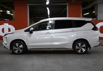 Подержанный автомобиль Mitsubishi Xpander 2021 года (8 фото)