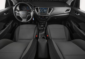 Подержанный автомобиль Hyundai Solaris Sedan 2019 года (11 фото)
