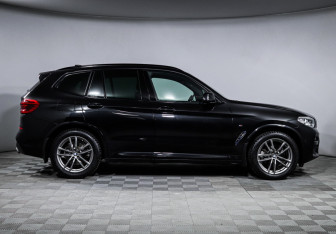 Подержанный автомобиль BMW X3 2019 года (4 фото)