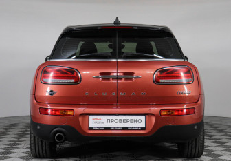 Подержанный автомобиль MINI Clubman Wagon 2020 года (6 фото)