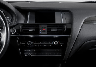 Подержанный автомобиль BMW X4 2014 года (13 фото)