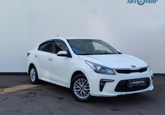 Подержанный автомобиль Kia Rio Sedan 2017 года (3 фото)