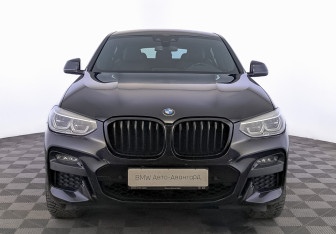 Подержанный автомобиль BMW X4 2021 года (2 фото)