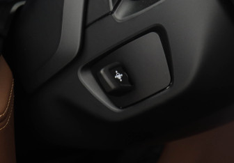 Подержанный автомобиль BMW X5 2021 года (25 фото)