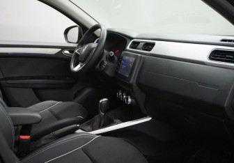 Подержанный автомобиль Renault Arkana 2022 года (10 фото)