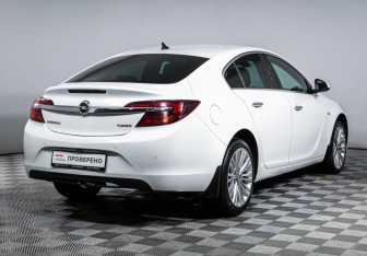 Подержанный автомобиль Opel Insignia Sedan 2014 года (5 фото)