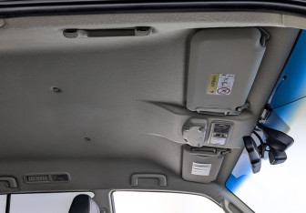 Подержанный автомобиль Mitsubishi Pajero 2015 года (23 фото)