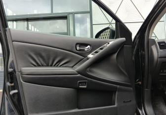 Подержанный автомобиль Nissan Murano Suv 2010 года (21 фото)