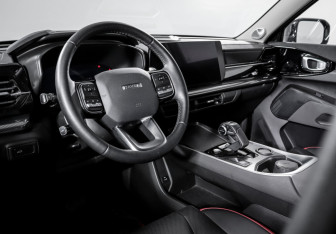 Подержанный автомобиль Haval H3 2024 года (14 фото)