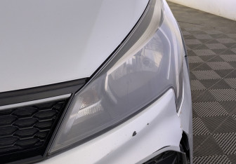 Подержанный автомобиль Kia Rio Hatchback 2021 года (10 фото)