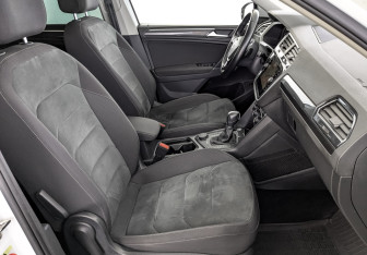 Подержанный автомобиль Volkswagen Tiguan 2018 года (24 фото)