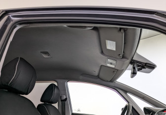 Подержанный автомобиль Kia Venga 2013 года (23 фото)