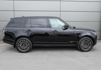 Подержанный автомобиль Land Rover Range Rover 2019 года (3 фото)