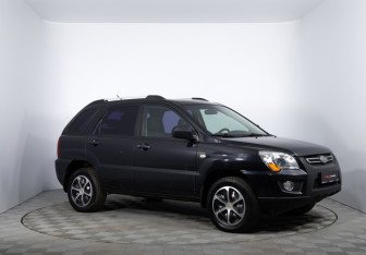 Подержанный автомобиль Kia Sportage 2009 года (3 фото)