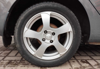 Подержанный автомобиль LADA (ВАЗ) Vesta Sedan 2018 года (14 фото)