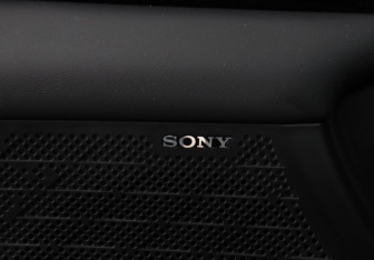 Подержанный автомобиль Changan UNI-V 2024 года (16 фото)