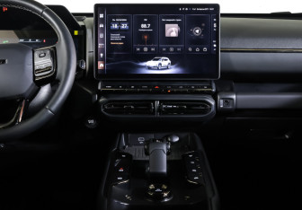 Подержанный автомобиль Haval H7 2025 года (14 фото)