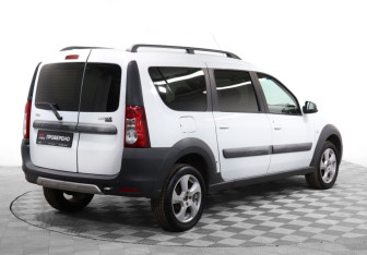 Подержанный автомобиль LADA (ВАЗ) Largus Wagon 2018 года (5 фото)