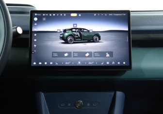 Подержанный автомобиль Zeekr X 2023 года (14 фото)