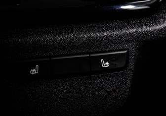 Подержанный автомобиль Changan UNI-K 2023 года (16 фото)