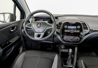 Подержанный автомобиль Renault Kaptur 2021 года (27 фото)