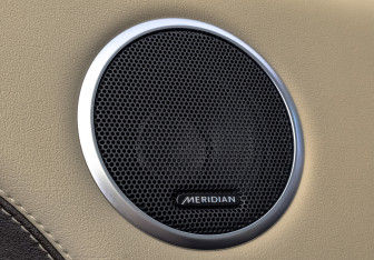 Подержанный автомобиль Land Rover Range Rover Sport 2021 года (27 фото)