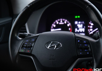 Подержанный автомобиль Hyundai Tucson 2015 года (12 фото)