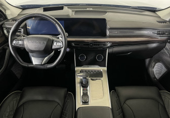 Подержанный автомобиль Exeed VX 2023 года (12 фото)