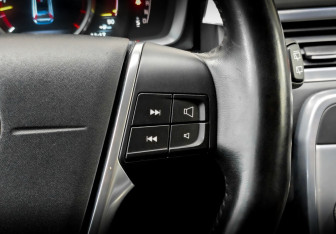 Подержанный автомобиль Volvo XC70 2014 года (26 фото)