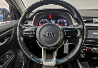 Подержанный автомобиль Kia Rio Hatchback 2021 года (22 фото)