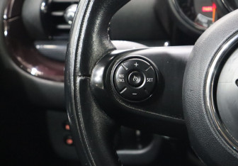 Подержанный автомобиль MINI Clubman Wagon 2016 года (16 фото)