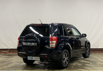 Подержанный автомобиль Suzuki Grand Vitara 2011 года (5 фото)