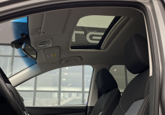 Подержанный автомобиль Chevrolet Captiva 2022 года (17 фото)