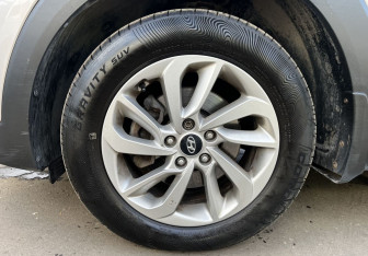 Подержанный автомобиль Hyundai Tucson 2016 года (9 фото)
