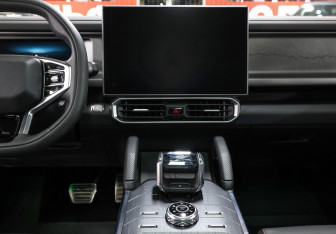 Подержанный автомобиль Jetour T2 2024 года (15 фото)