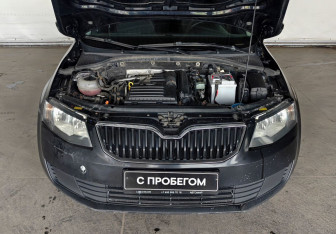 Подержанный автомобиль Skoda Octavia Liftback 2014 года (9 фото)