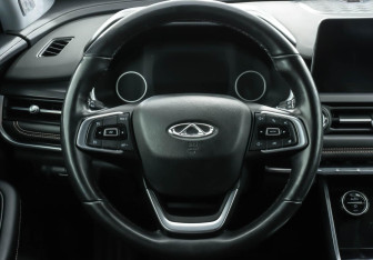 Подержанный автомобиль Chery Tiggo 8 2020 года (10 фото)