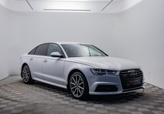 Подержанный автомобиль Audi A6 Sedan 2017 года (3 фото)