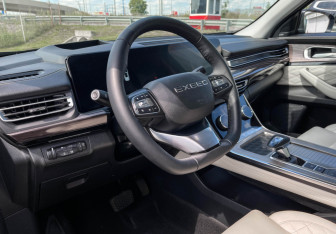 Подержанный автомобиль Exeed VX 2022 года (13 фото)
