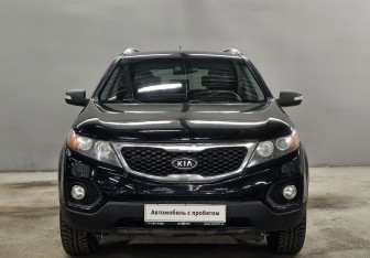 Подержанный автомобиль Kia Sorento 2012 года (2 фото)