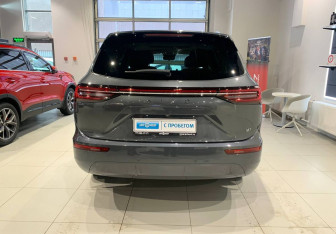 Подержанный автомобиль AITO M7 2023 года (5 фото)