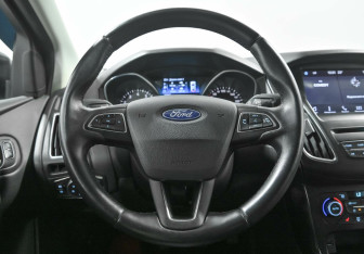 Подержанный автомобиль Ford Focus Sedan 2019 года (8 фото)