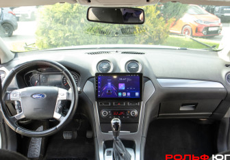 Подержанный автомобиль Ford Mondeo Sedan 2011 года (10 фото)